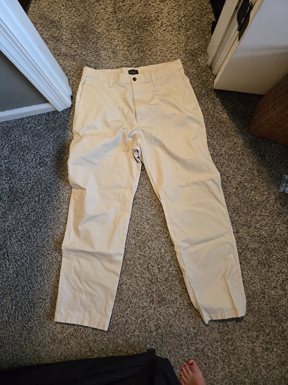 Haggar Men's Cream Chinos - Straight Fit 34x32